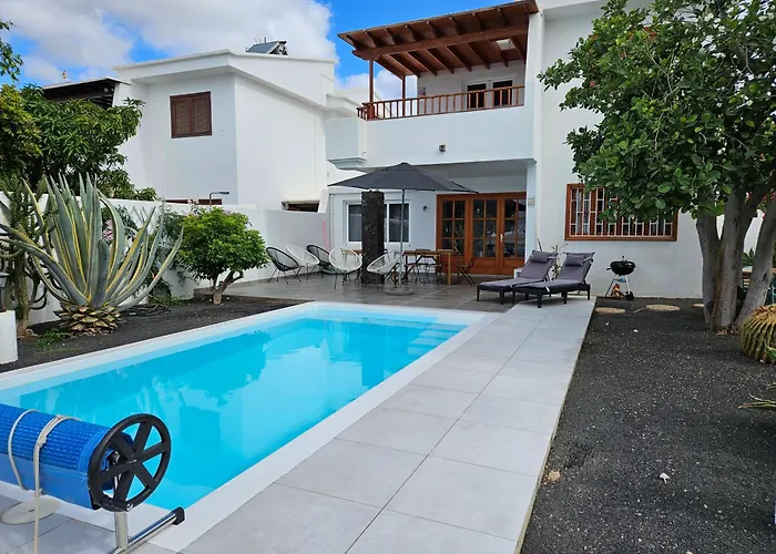 Vila Anna With Heated Pool Puerto del Carmen (Lanzarote)